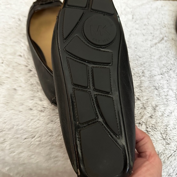 Michael Kors flats. - Picture 6 of 7
